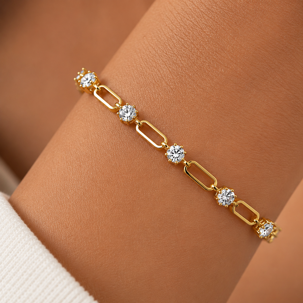 Nuba Gold Loop Moissanite Bracelet