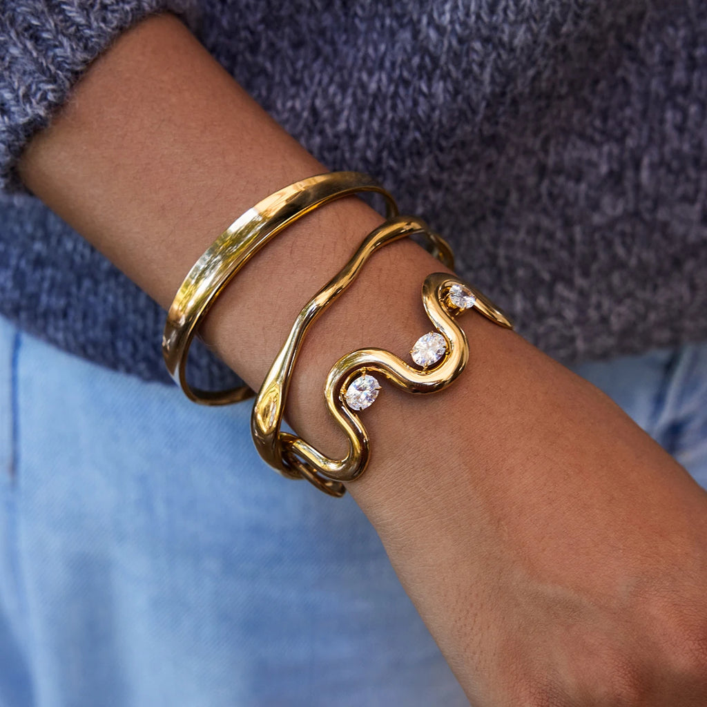 NUBA ELA BANGLE