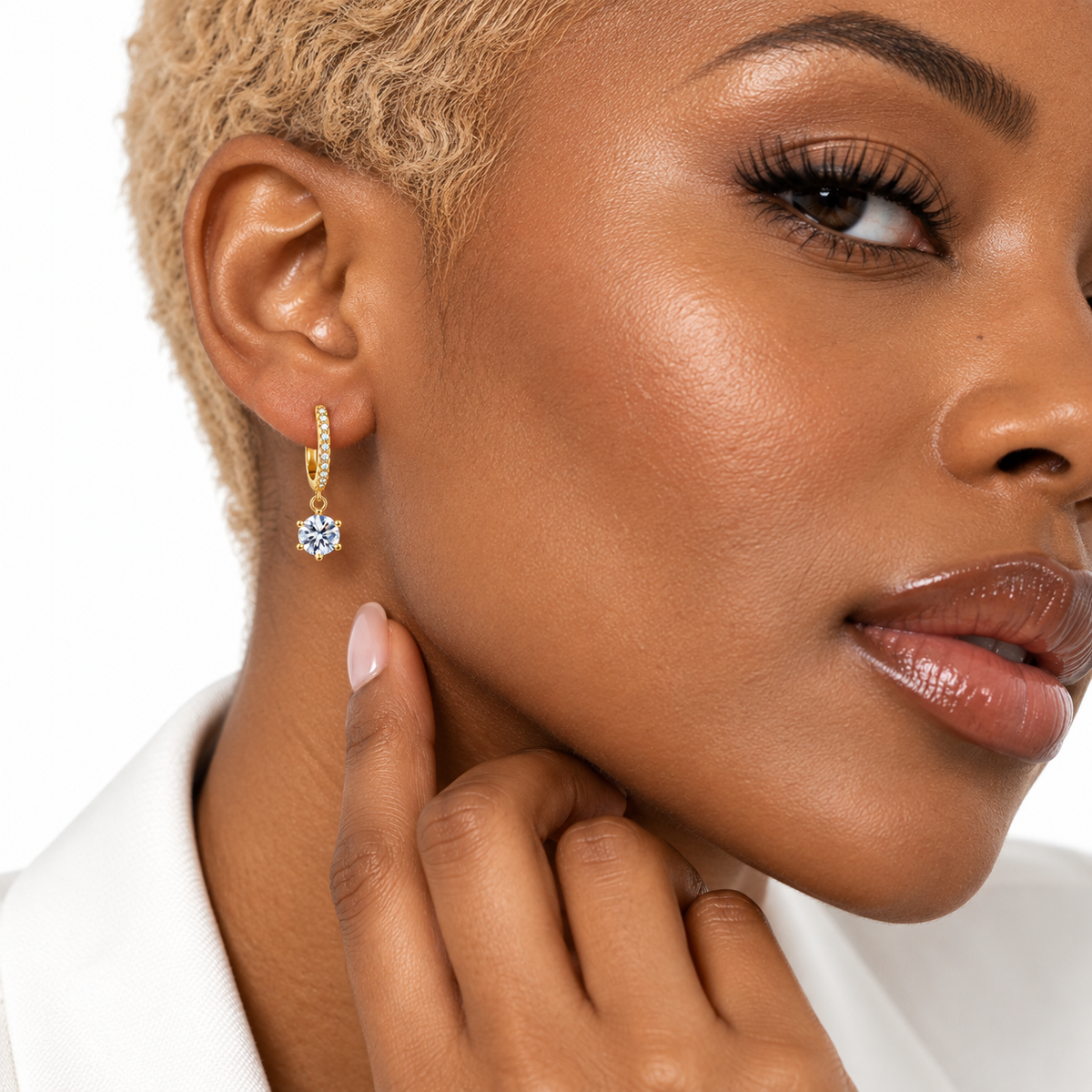 Nuba Classic Moissanite Earrings