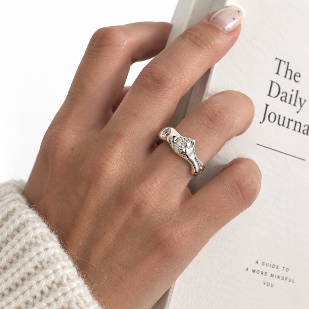 Nuba Irregular Rhinestone Open Ring